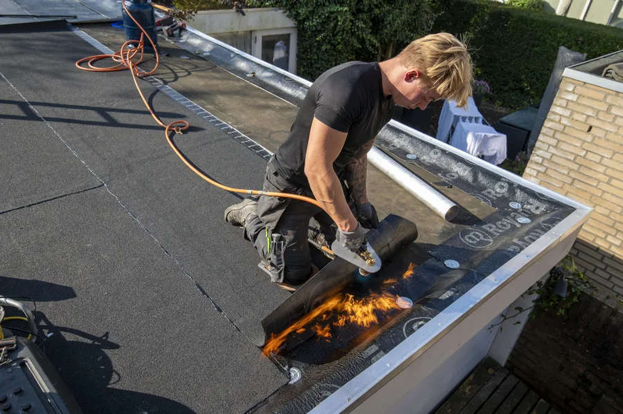 Platdak reparatie
